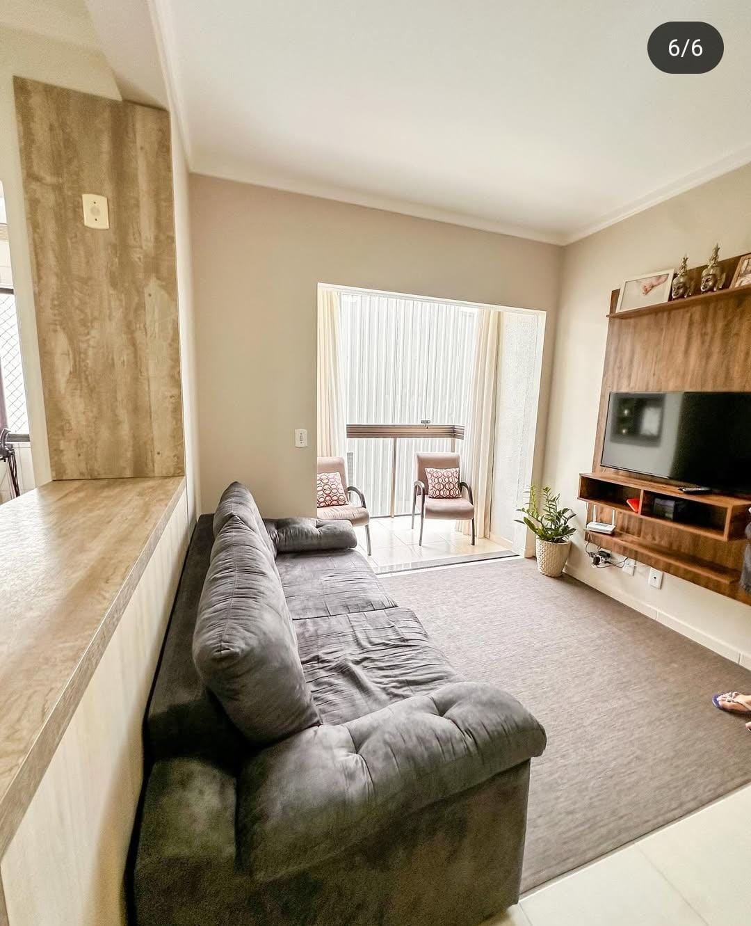 Sala com acesso à sacada