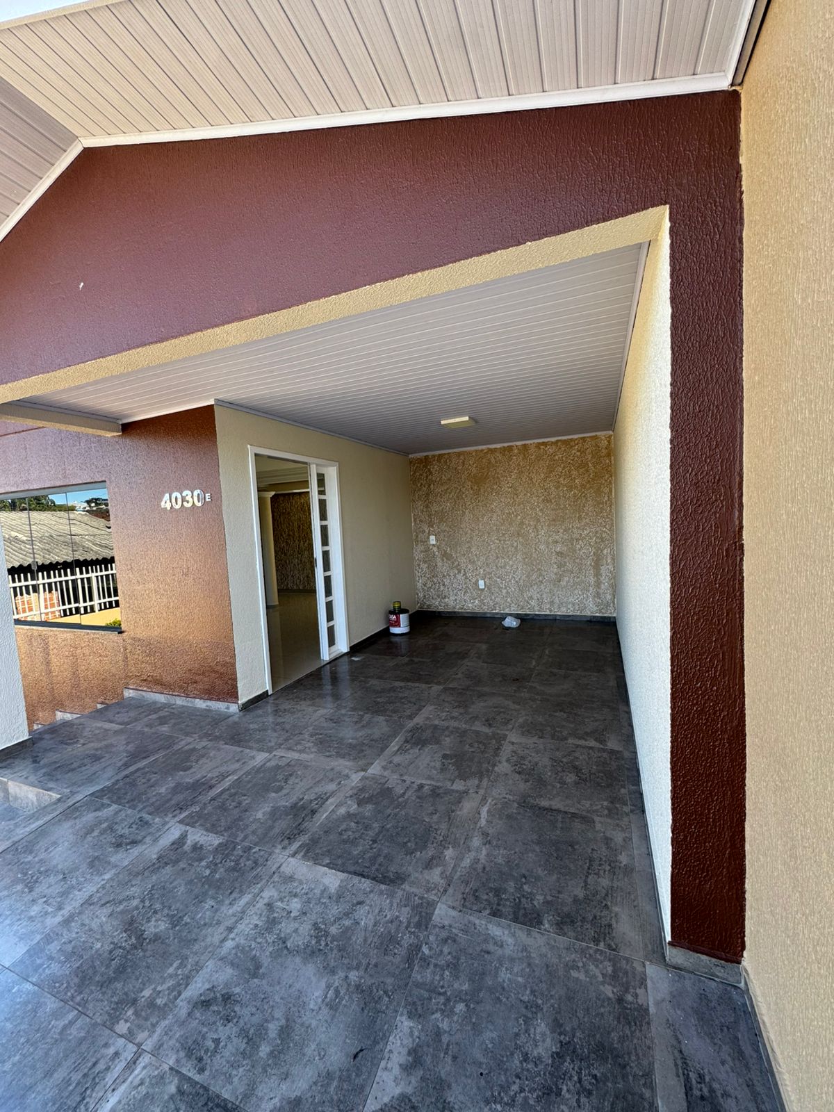 Garagem coberta